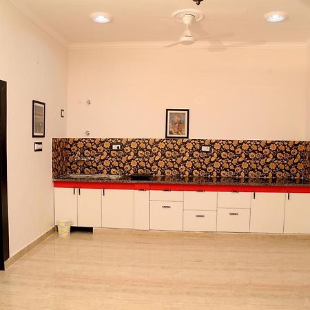 Tuk Tuk Homestay آغْرا المظهر الخارجي الصورة