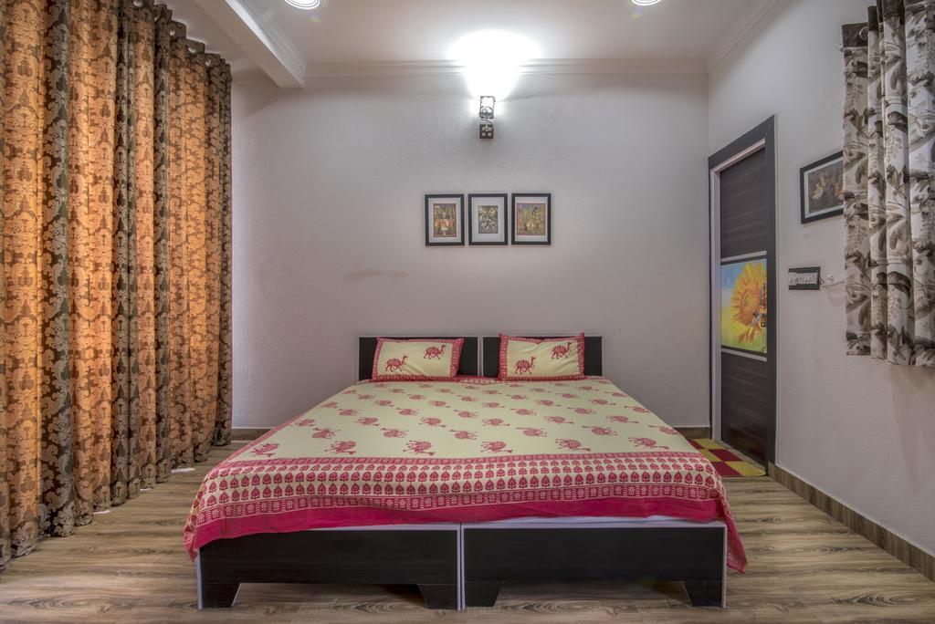 Tuk Tuk Homestay آغْرا المظهر الخارجي الصورة