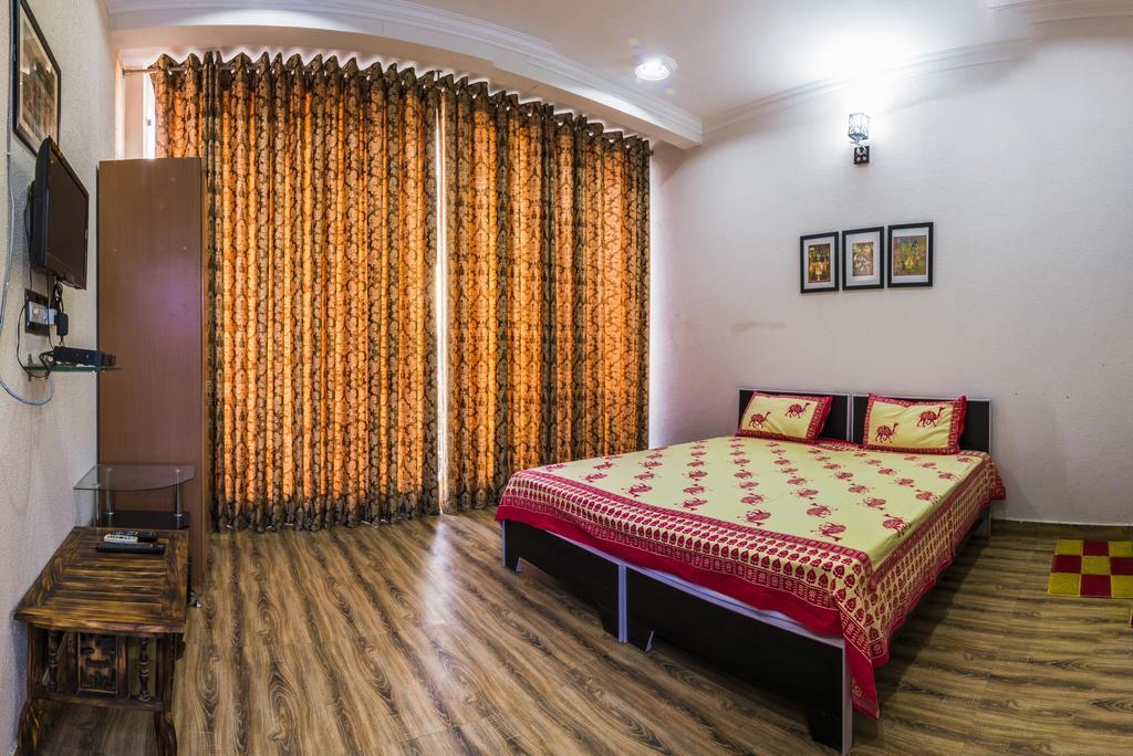 Tuk Tuk Homestay آغْرا المظهر الخارجي الصورة