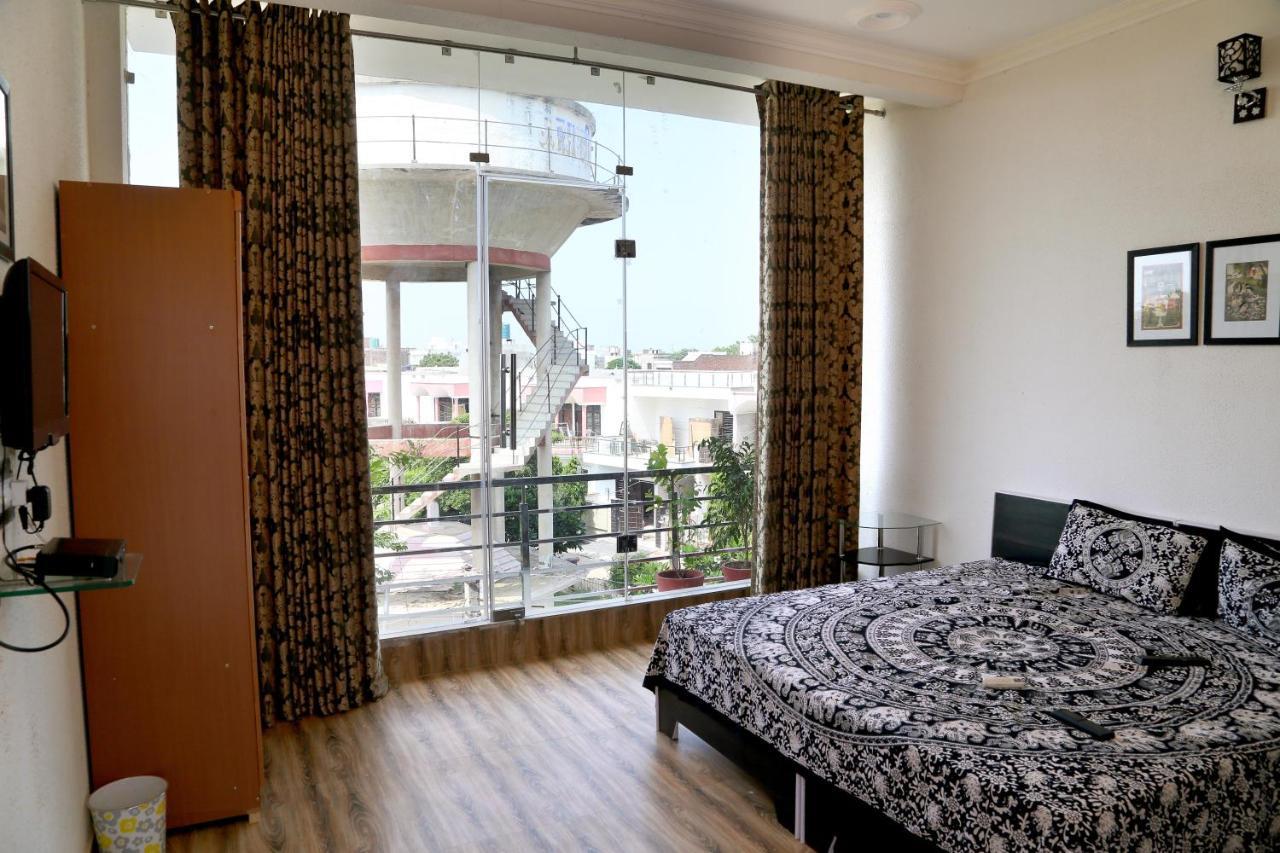 Tuk Tuk Homestay آغْرا المظهر الخارجي الصورة